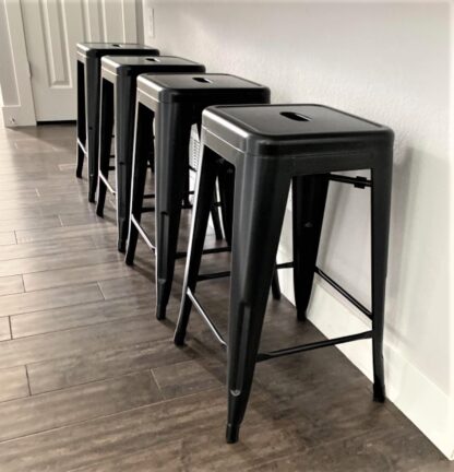 24 inch Set of 4 Black Counter Height Metal Bar Stools